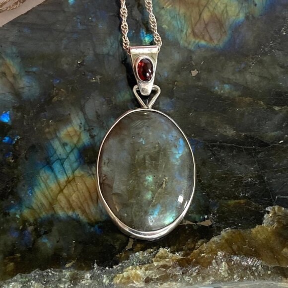 Sterling Silver 925 Bezel Set Oval Labradorite Garnet Pendant Necklace 20" Chain - Picture 12 of 16